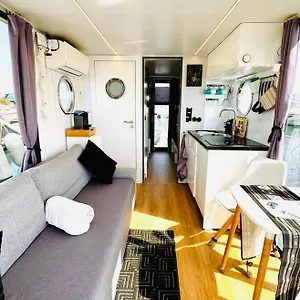 Botel Houseboat Seabreeze, Alghero